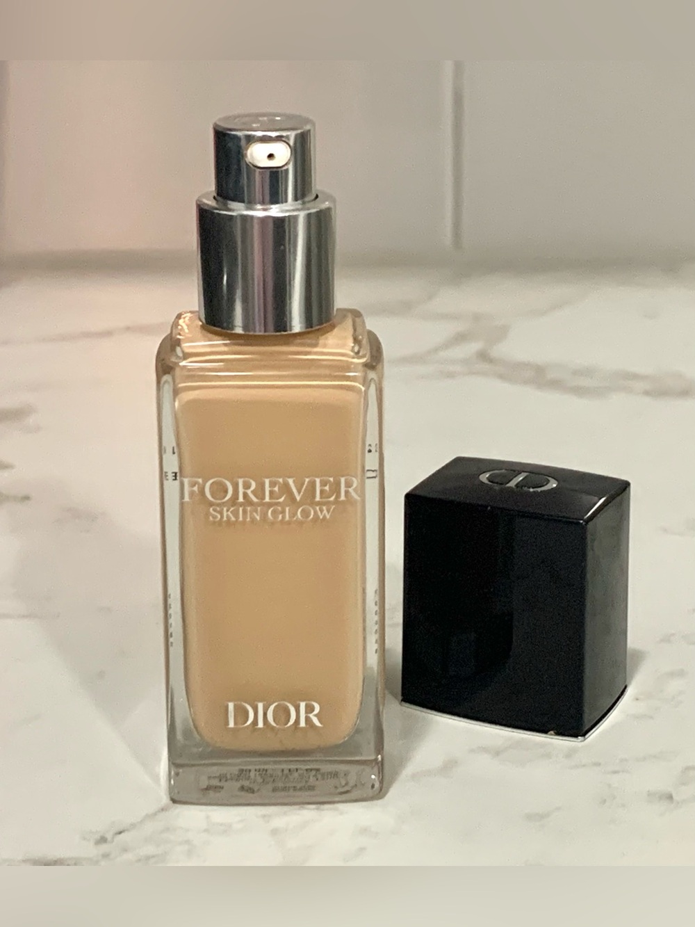 Dior Forever 2N Skin Glow Foundation, new